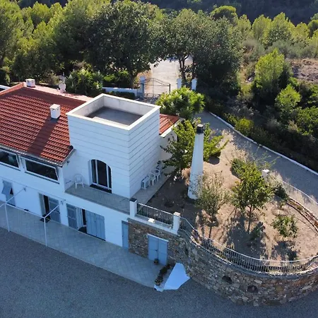 Villa Shambhala *