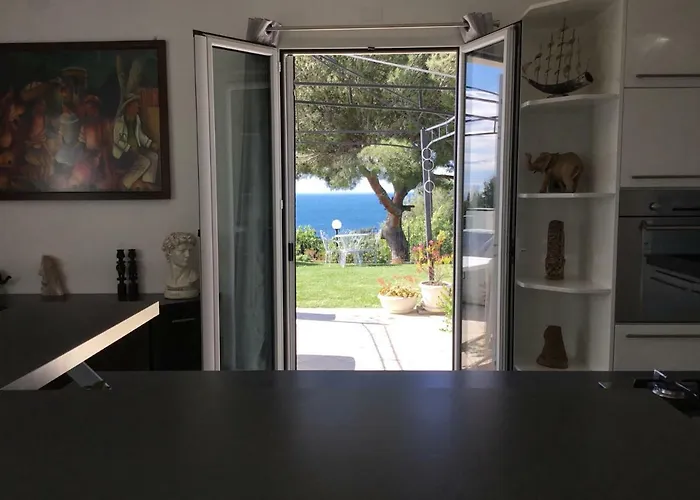 Villa Shambhala