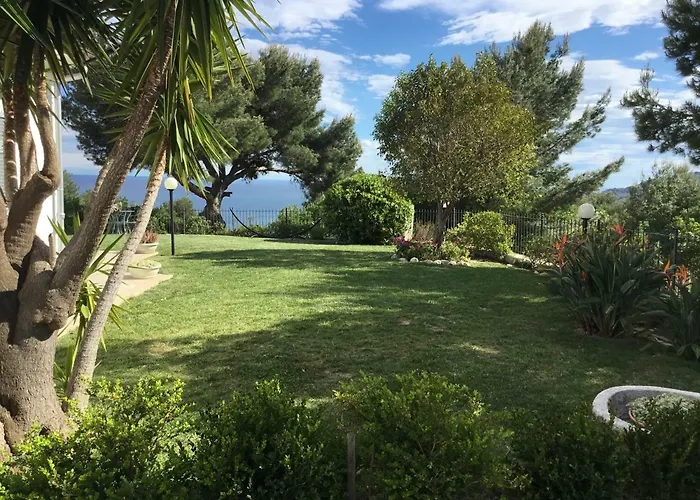 Villa Shambhala
