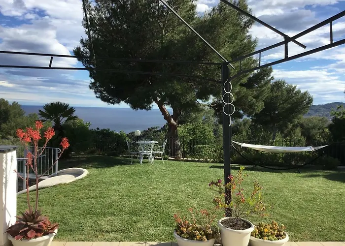 Shambhala 산토바르톨로메오알마레